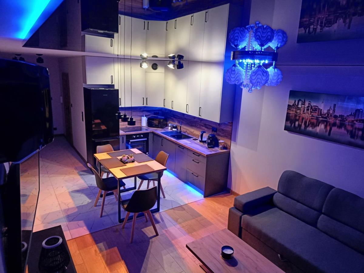 Luksusowy Przy Galerii 8th Floor Apartment Kielce